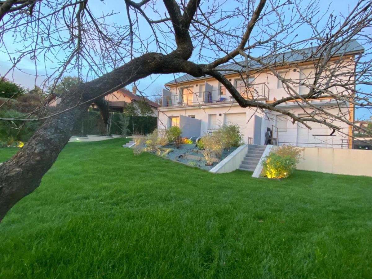 La Villa Perchee Calme, Sauna, Parking Prive Saint-Prix  Exterior photo