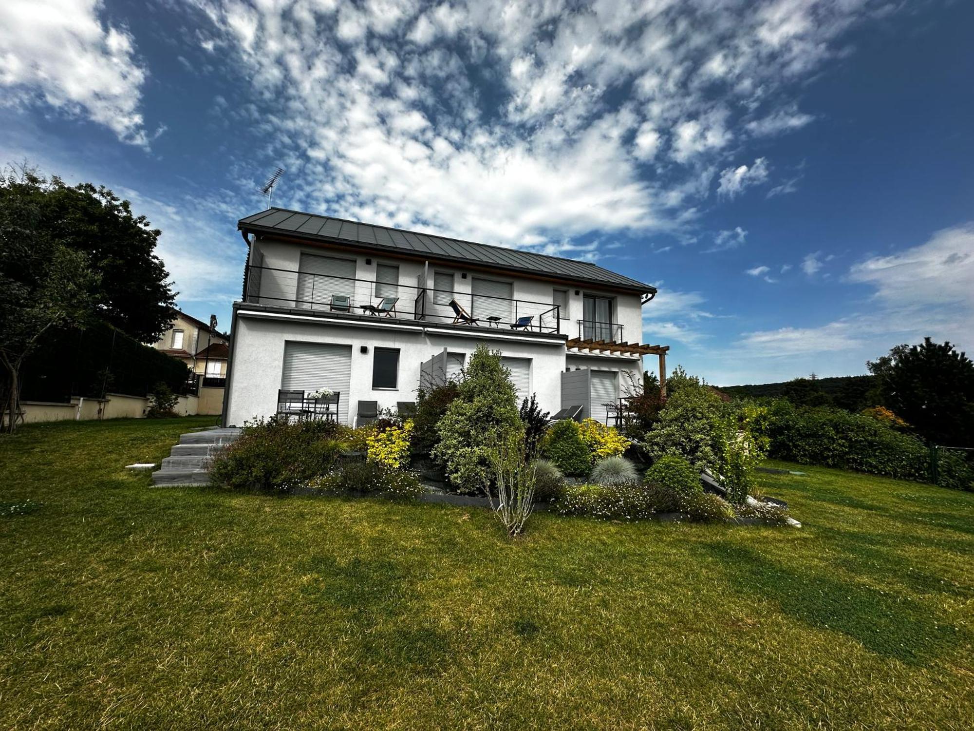 La Villa Perchee Calme, Sauna, Parking Prive Saint-Prix  Exterior photo